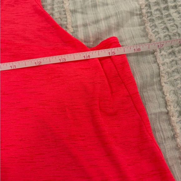 Nike Dri-Fit Women’s Hot Pink Racerback Running Tank Size Medium - Picture 3 of 6